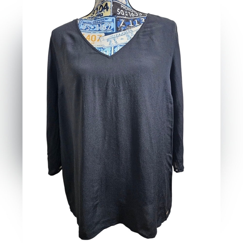 Armani Exchange 7/8 Sleeve See Thru Back V Neck Blouse Large - Picture 4 of 8